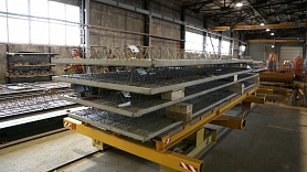 Rēzeknē sešus miljonus eiro vērtajā rūpniecības kompleksā sākusies metāla konstrukciju montāža