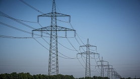 Elektroenerģijas biržas Baltijas valstu zonās vidējā cena pērn par 8% zemāka