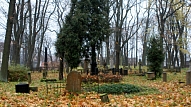Ņemot vērā iedzīvotāju iebildumus, Jūrmalas dome atliek ieceri par kapsētas izveidi Krastciemā