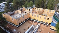 Būvniecībā ienāk energoefektīvas koka konstrukciju daudzstāvu būves

