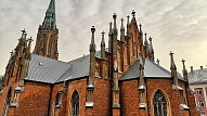 Neogotika arhitektūrā: Vēsture un mūsdienās izcilākie piemēri Latvijā

