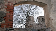 Atjaunos Dobeles Livonijas ordeņa pils kapelas mūrus