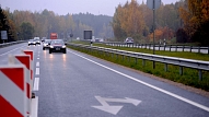 Valdības komiteja līdz septembrim atliek lemšanu par grozījumiem likumā par autoceļiem