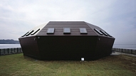Gliemežvāku formas māja