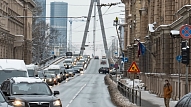 Rīgas ielās likvidētas satiksmei bīstamas bedres gandrīz 2800 kvadrātmetru platībā