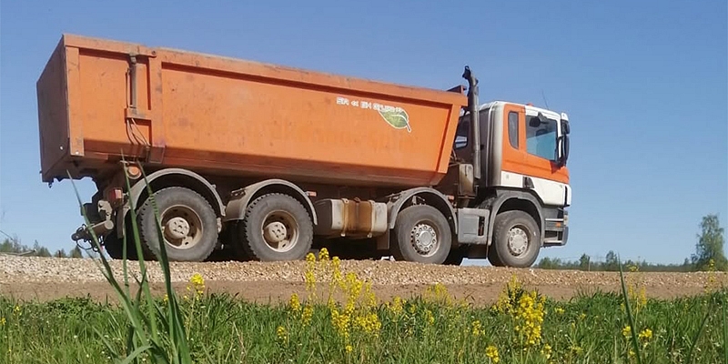 Sand and gravel delivery