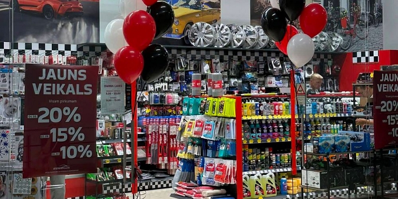 Oils, lubricants and other liquids