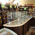 Glass trade counter