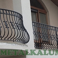 Curved metal railings