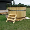 Wooden tub
