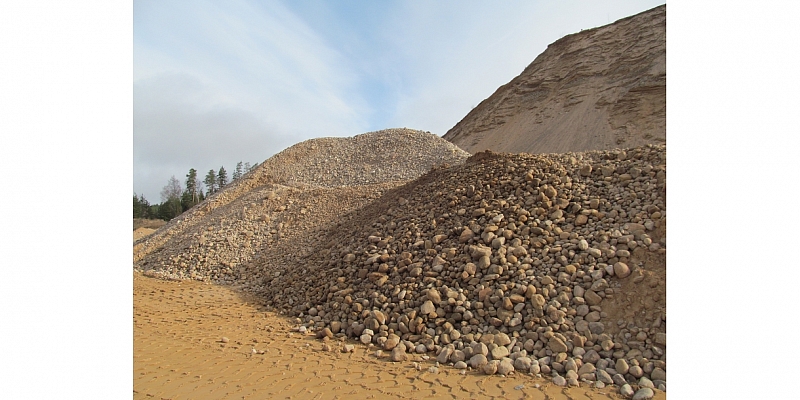 Quarrying of gravel and sand