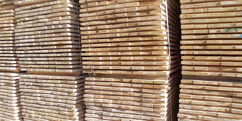 Sawn timber for construction