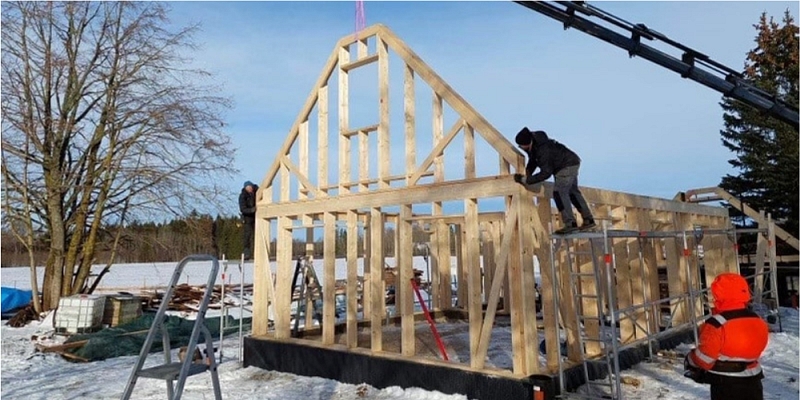 Roof trusses